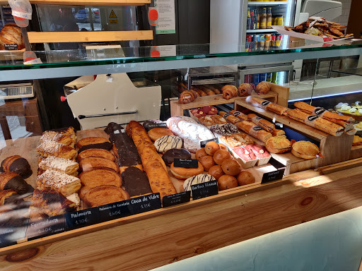 Panet Terrassa - Forn de Pa, Pastisseria i Cafeteria