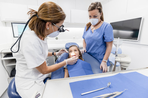 Estoclinic   Clínica Dental en Terrassa